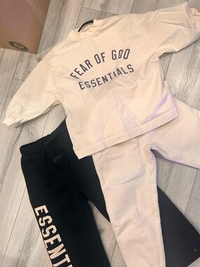 Fear of God Kids Cream Sweatshirt & Black Essentials Joggers